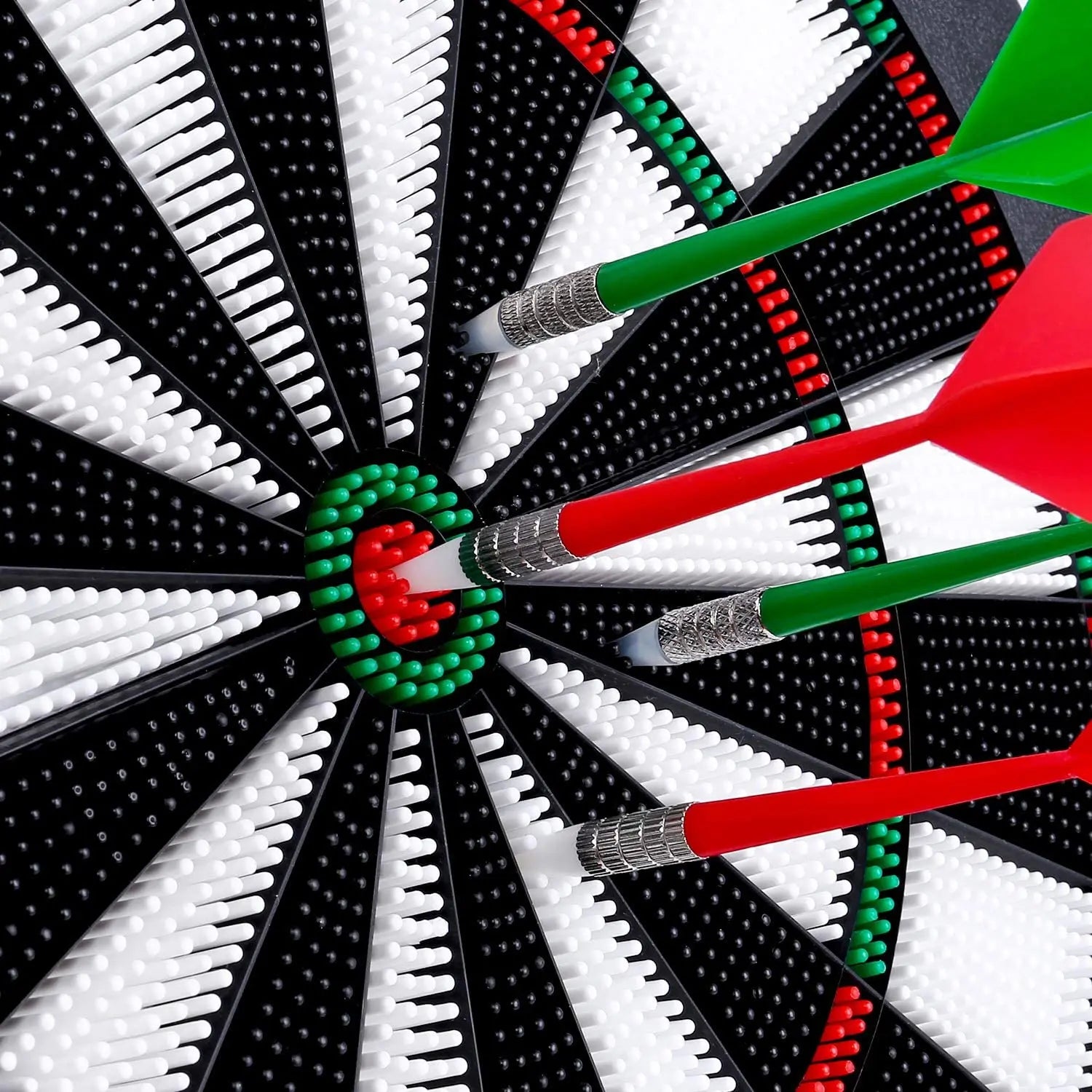 Rubber Dart Board with 6 Soft Tip Darts